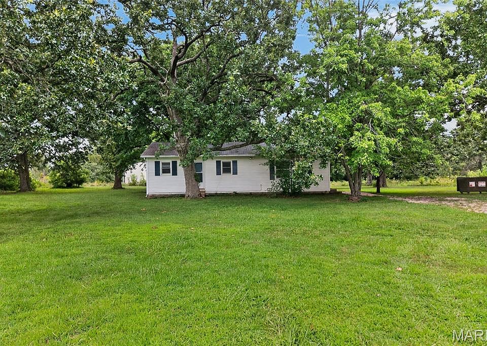 1st image of 25475 Richard Dr