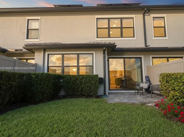 2162 Appleton Cir N, Oakland Park, FL 33309