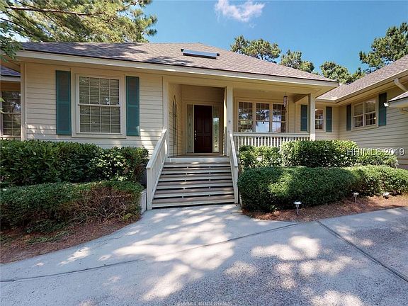 2nd image of 9 Catalina Ct
