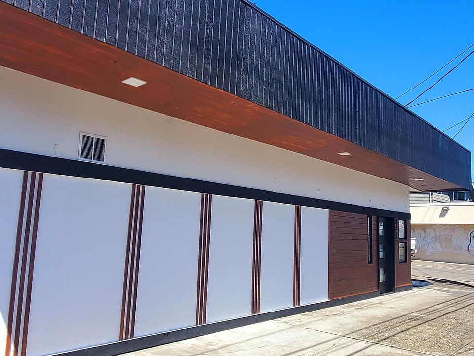2nd image of 4702 Pacific Ave