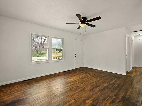 5th image of 2918 S 26th St