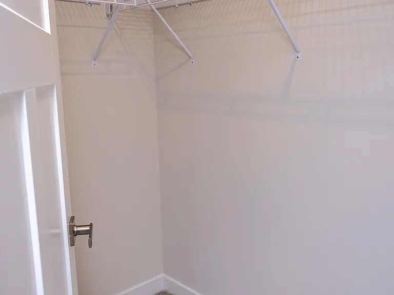 3093 Edgehill Dr — Photo 21