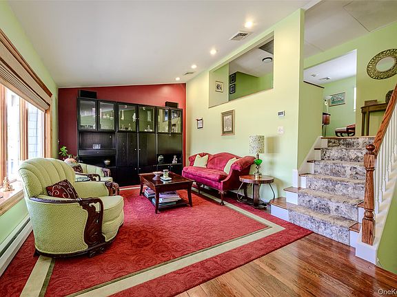 3rd image of 262 Rose Street