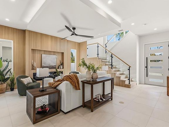 4th image of 607 ELLEN DRIVE