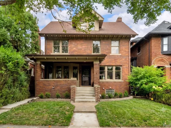 1794 Seyburn St, Detroit, MI 48214