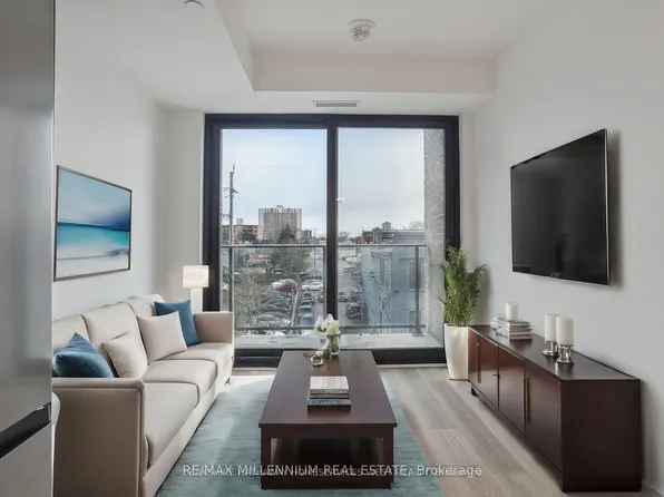 1 Jarvis St #329, Hamilton, ON L8R 3J2