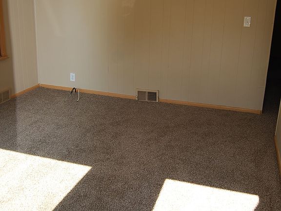 4th image of 238 Creek St