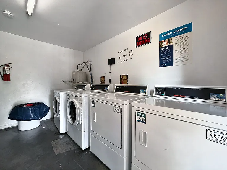 1319 15th Ave S #15 — Photo 10