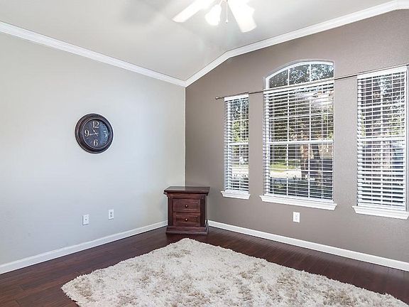 3rd image of 3730 Pinyon Pne