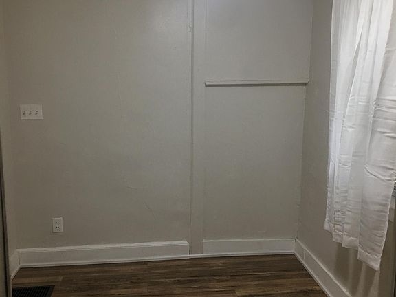 Bonus room off the rear bedroom