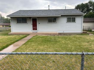 131 S Arp Ave, Cheyenne, WY 82007