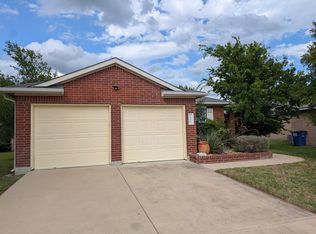 1056 W South St, Leander, TX 78641