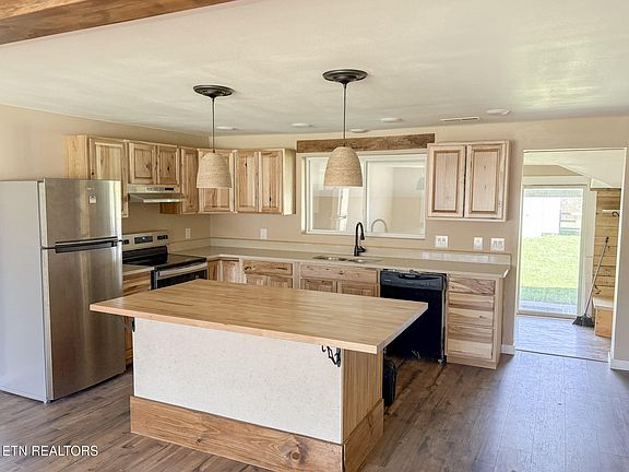 5th image of 2348 Blaylock Rd