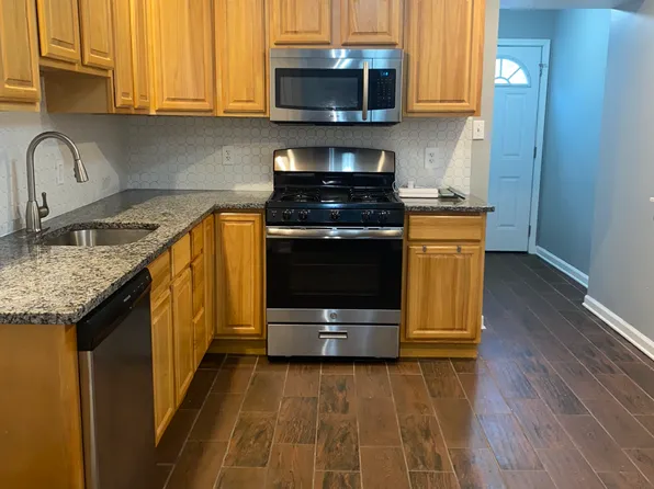 4030 Poplar St #1, Philadelphia, PA 19104