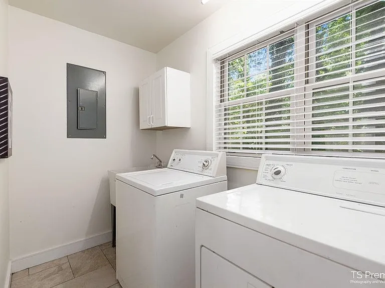 50 N Garvin Dr — Photo 13