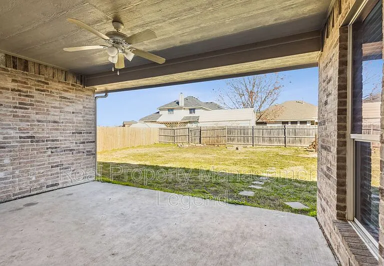 1800 Meadowlark Ln — Photo 25