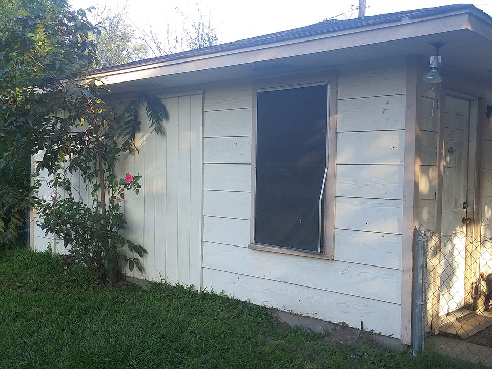 1st image of 5903 Glen Lee Dr
