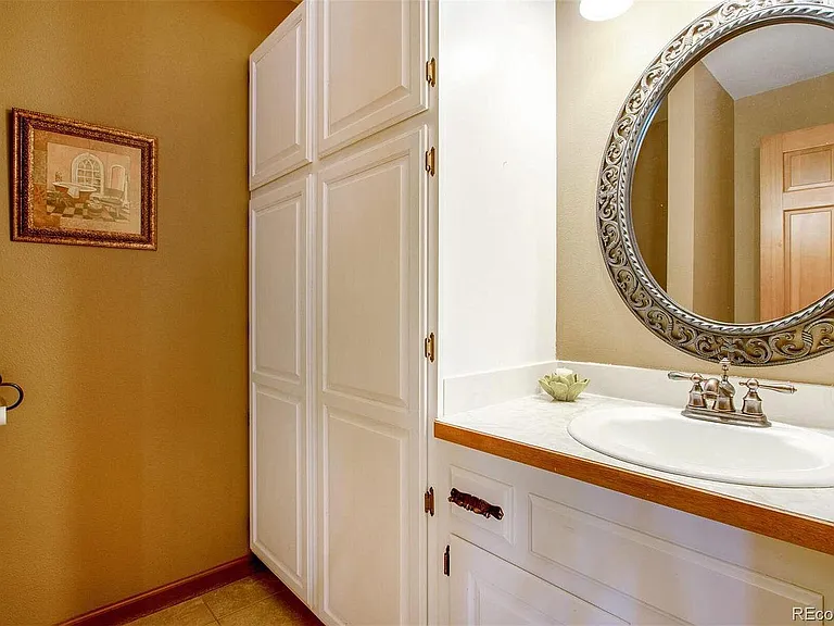 5828 Plateau Ct — Photo 8