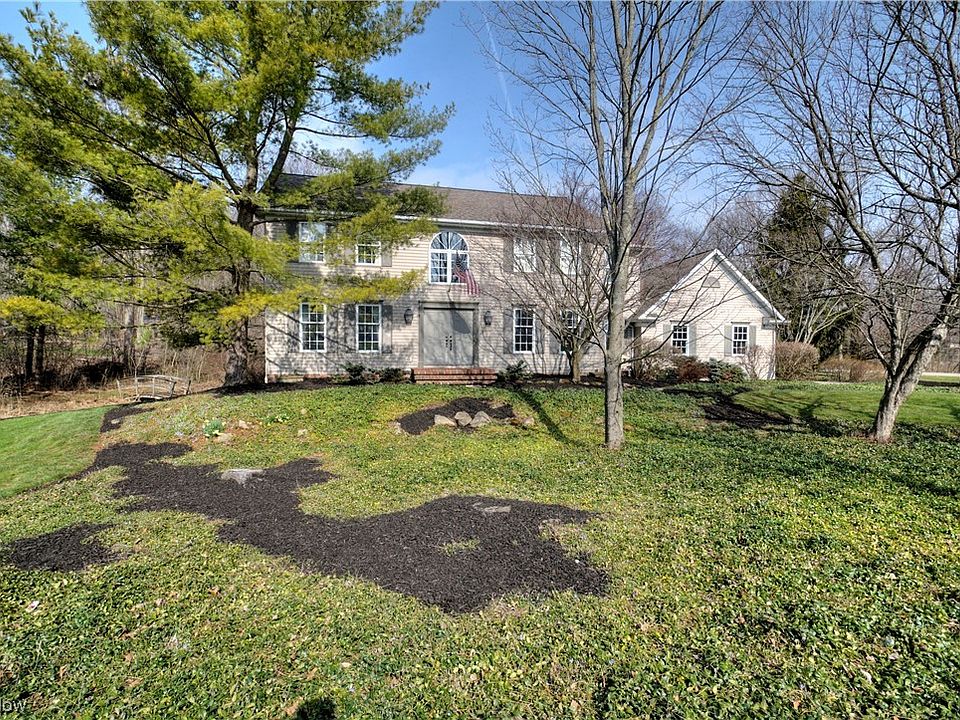 492 E Pioneer Trl, Aurora, OH 44202 Zillow