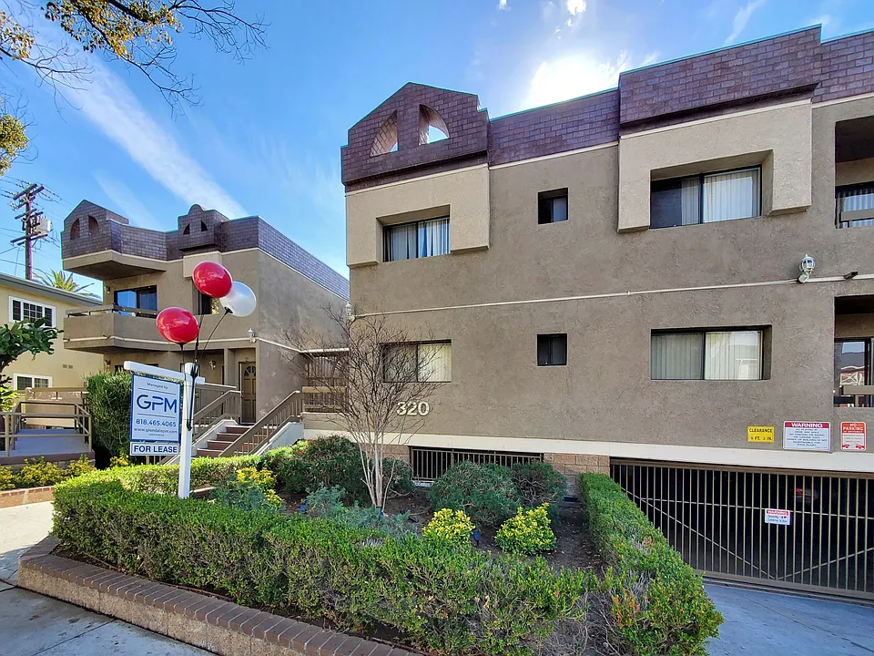 320 W Lomita Ave #7