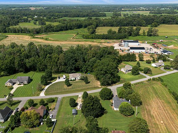 2nd image of 6966 Old Greenhill Rd