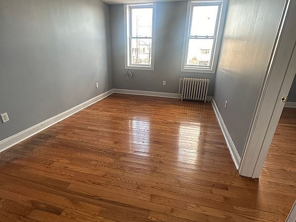 3rd image of 399 Avenue C #4F