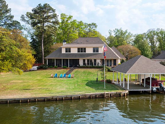 2nd image of 104 Talbot Ct