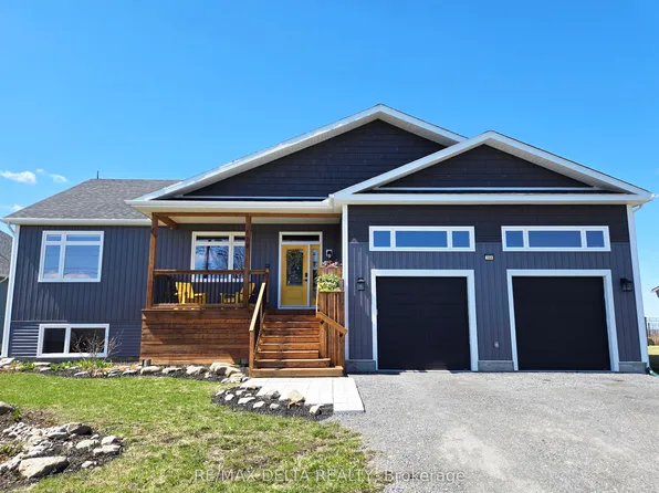 100 Pendleton St, Champlain, ON K0B 1R0
