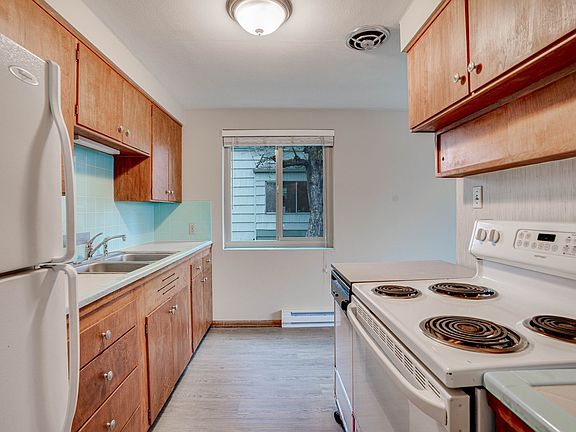 5th image of 6400 11th Ave NW #6402