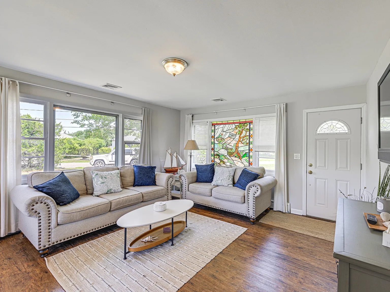 Waterfront With Hot Tub Available For Us Open, June, July, Aug — Photo 3