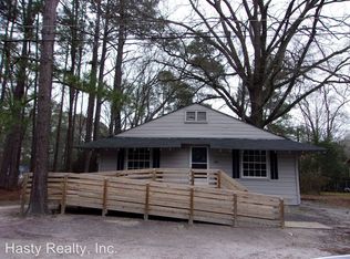 504 Fayetteville St, Laurinburg, NC 28352