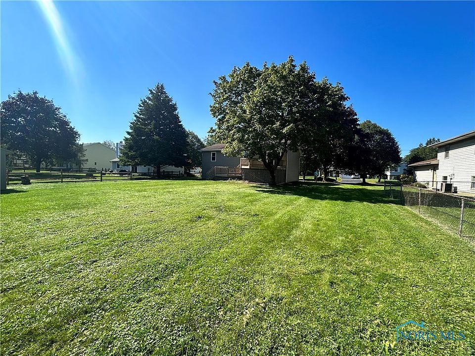 1728 Cass Rd, Maumee, OH 43537 | Zillow