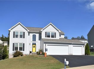 10841 Gasson Dr, North Huntingdon, PA 15642