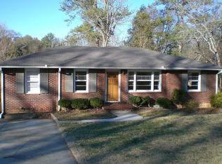 2596 Woodridge Dr, Decatur, GA 30033