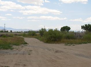 13 Calico Hills Ln, Yerington, NV 89447