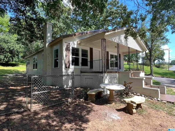 4437 Saks Rd, Anniston, AL 36206