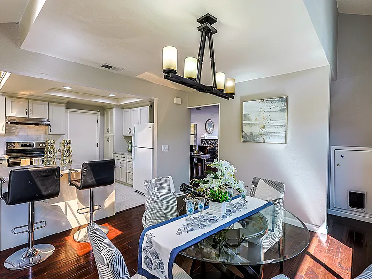1207 Smith Ave — Photo 17