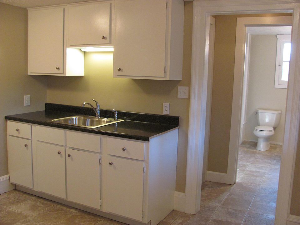 1st image of 38242 Union St