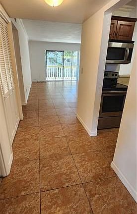 2nd image of 15221 NE 6th Ave APT A205