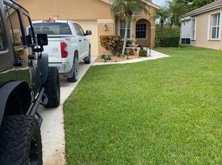 606 Aston Lake Ct, Lehigh Acres, FL 33974