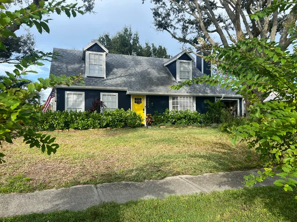 4003 Gatewood Dr, Sarasota, FL 34232