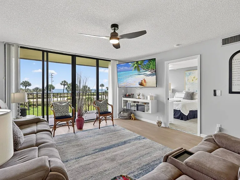 5061 N Highway A1A #303 — Photo 15