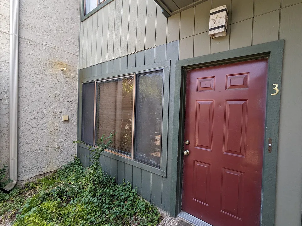 601 Nelray Blvd #3