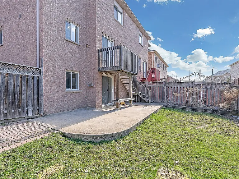 99 Dells Cres — Photo 37