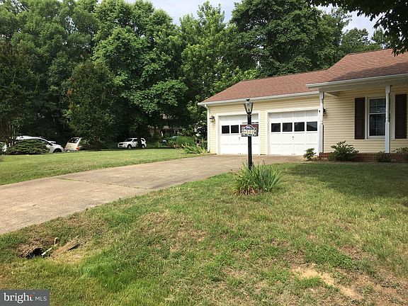 4th image of 500 Maple Grove Dr