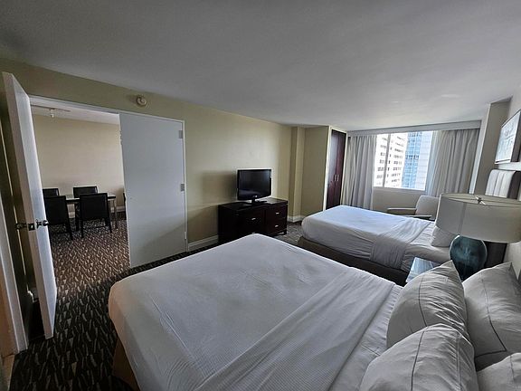 4th image of 2670 E Sunrise Boulevard #1105