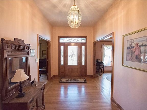 3rd image of 2265 Laurel Leaf Ln