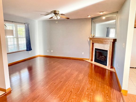 5th image of 122 Claret Knoll Ave