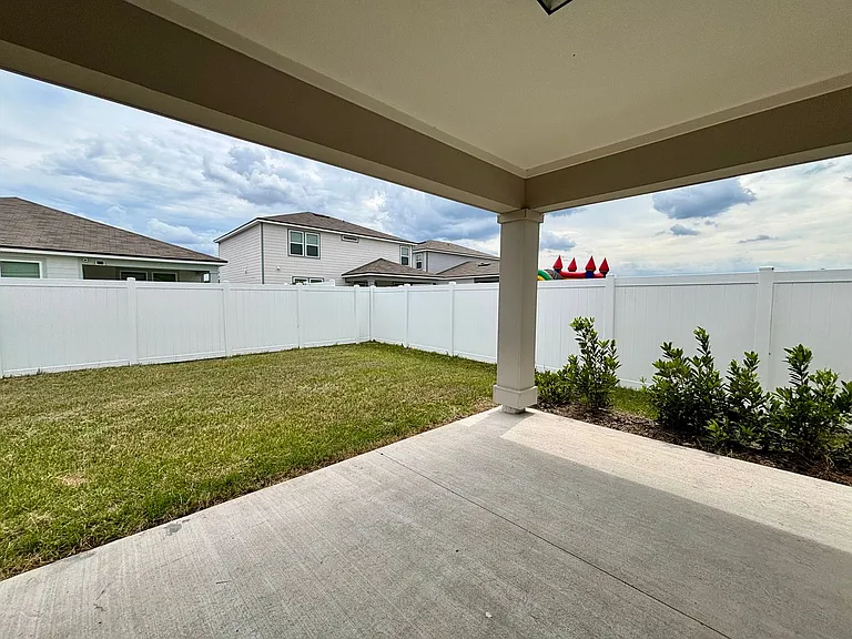 5597 Bullseye Cir — Photo 30