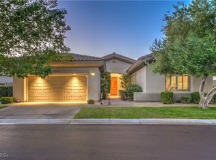 8 Winding Rd, Henderson, NV 89052